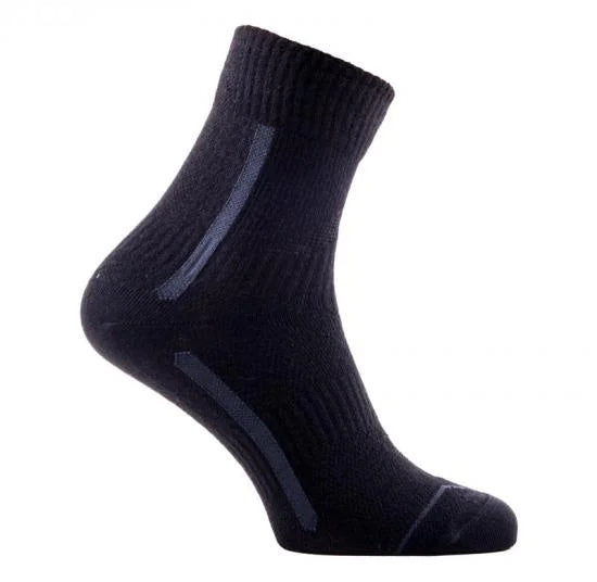 【雨でも蒸れないロードサイクル用ショートソックス】Road Max Ankle【SEALSKINZ】