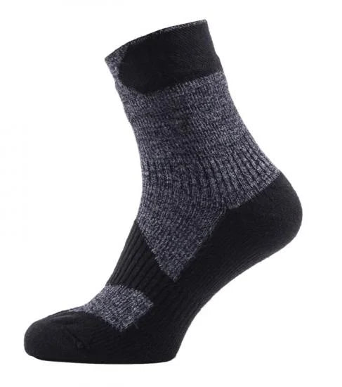 【完全防水スポーツ用ショートソックス】Walking Thin Ankle【SEALSKINZ】