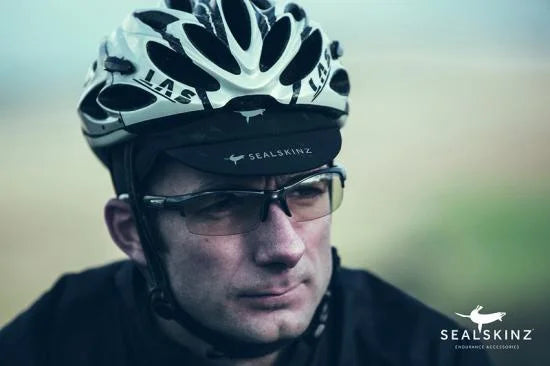 【ヘルメット下着用完全防水サイクリングキャップ】Waterproof Cycling Cap-black【SEALSKINZ】